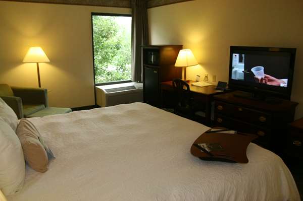  - Hampton Inn Marietta