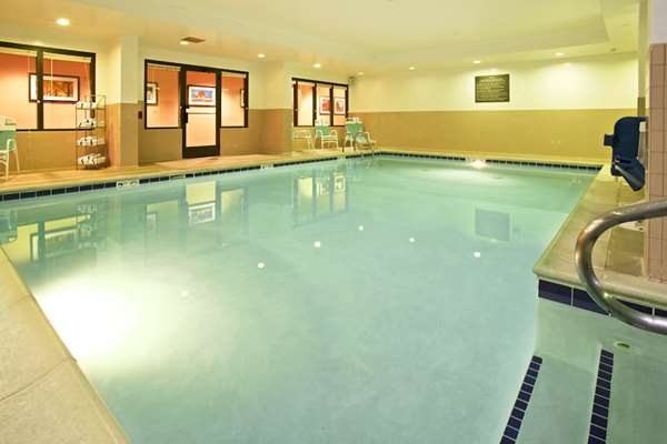 Pool - Hampton Inn Marietta