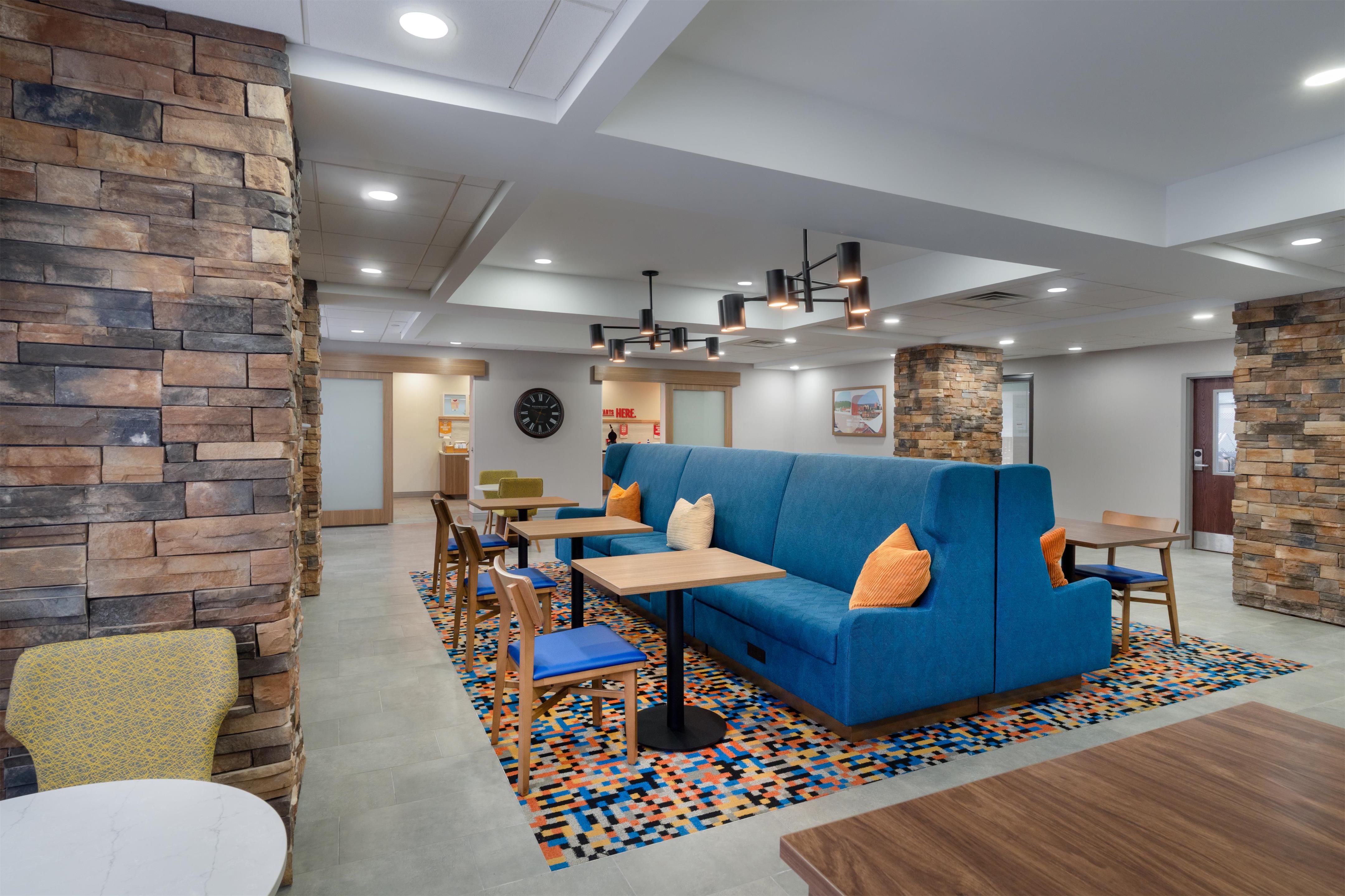 Breakfast Area | Hampton Inn Marietta