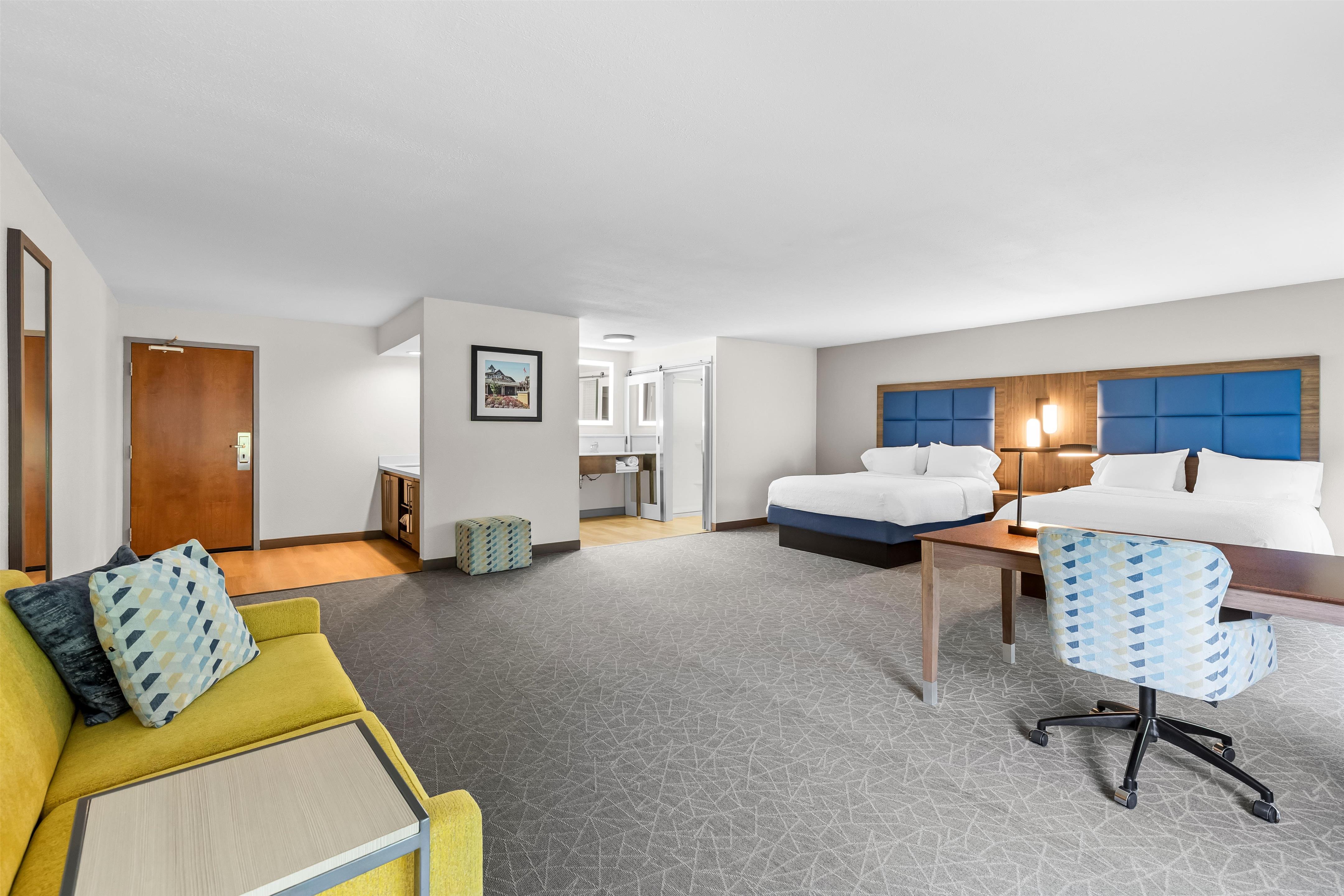 Guest room