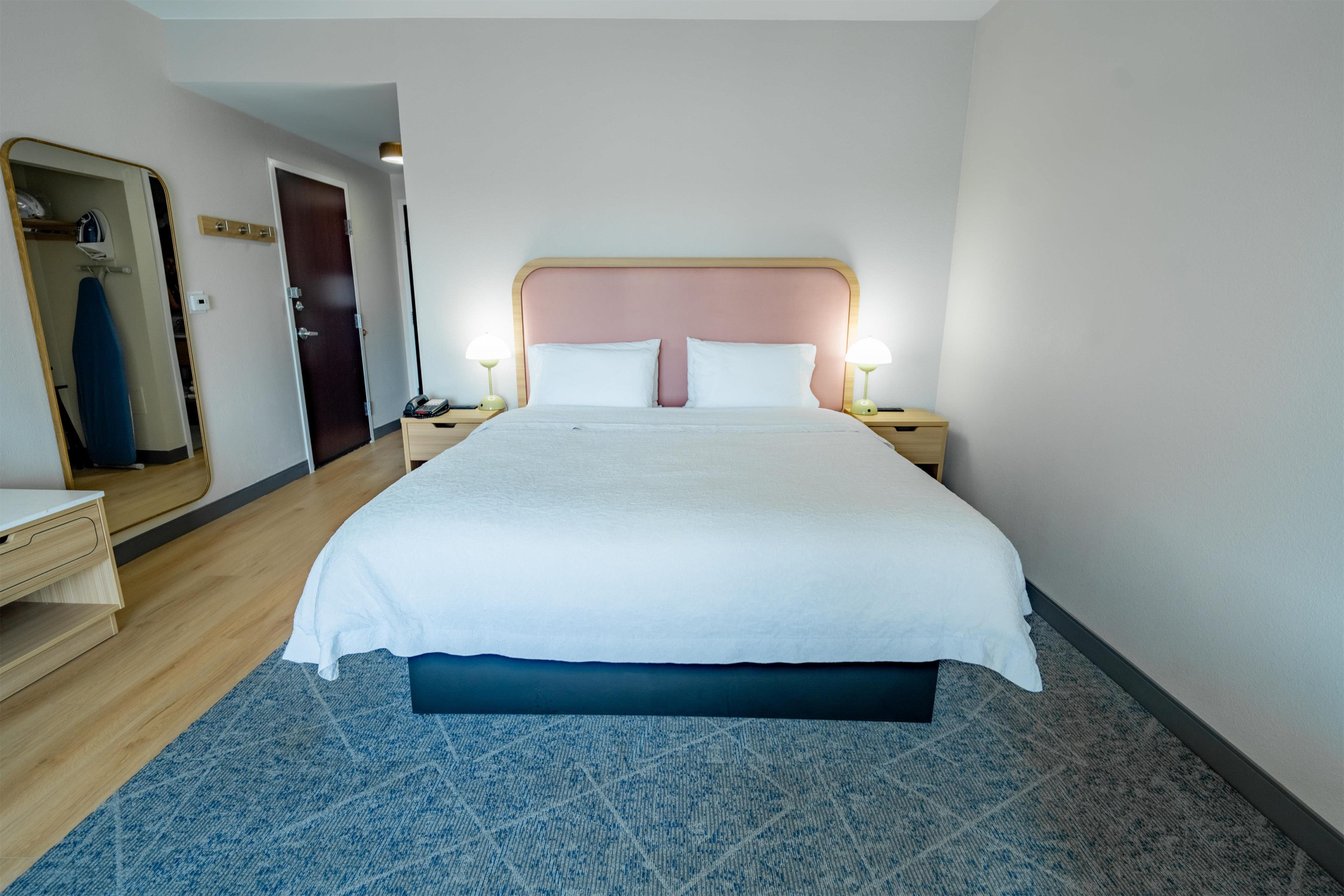 Guest room