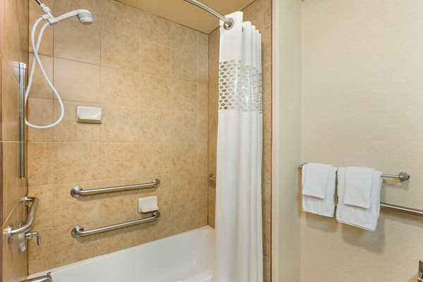  - Hampton Inn & Suites Pharr