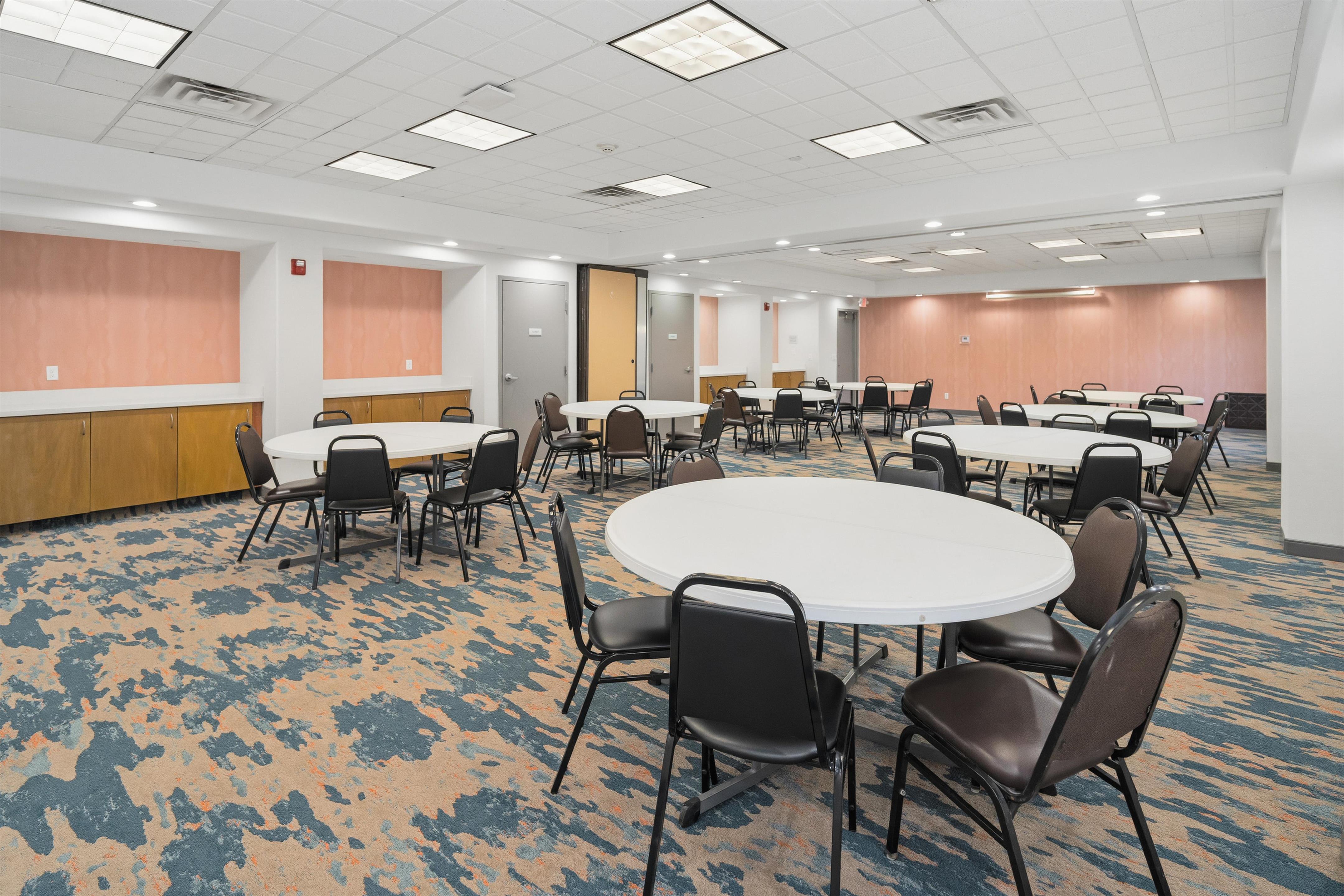 Meeting Room | Hampton Inn & Suites Pharr