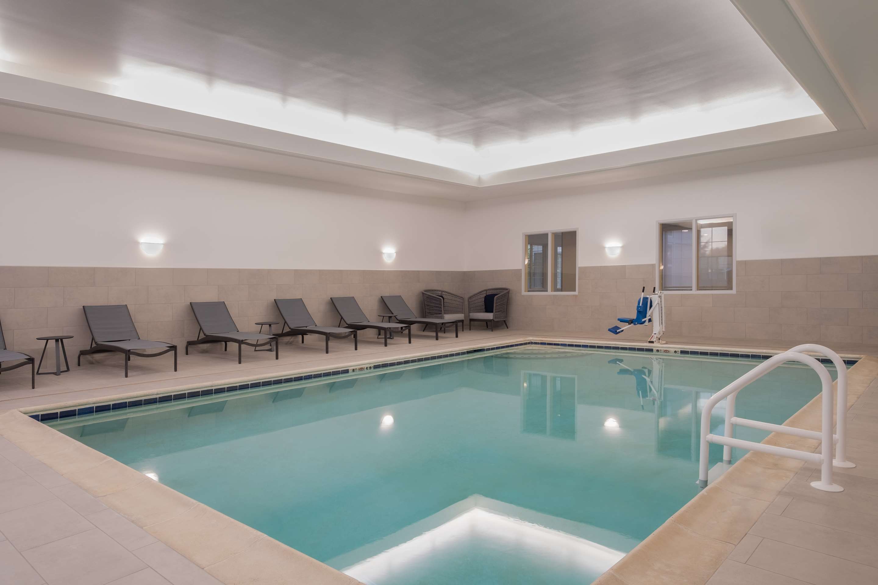 Pool | Homewood Suites Medford