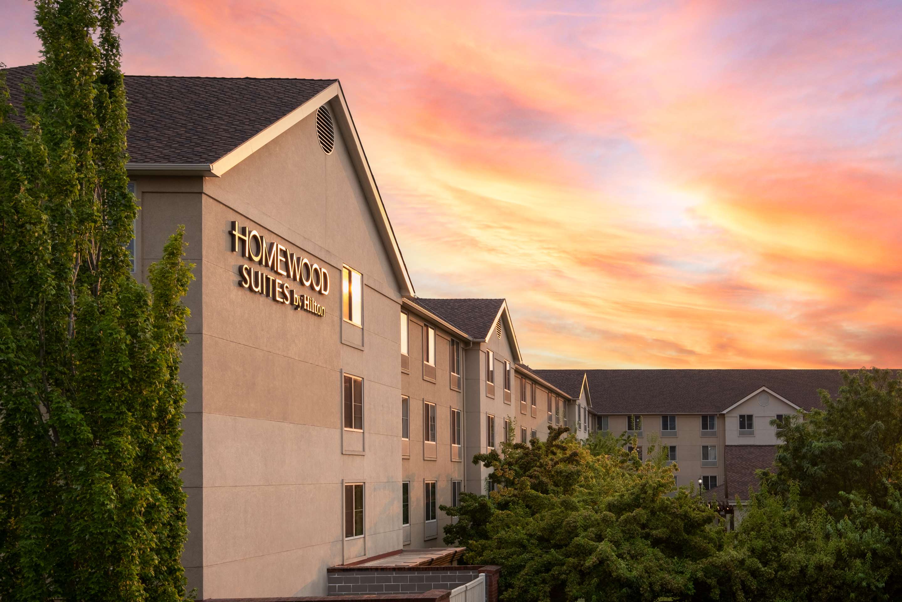 Exterior | Homewood Suites Medford