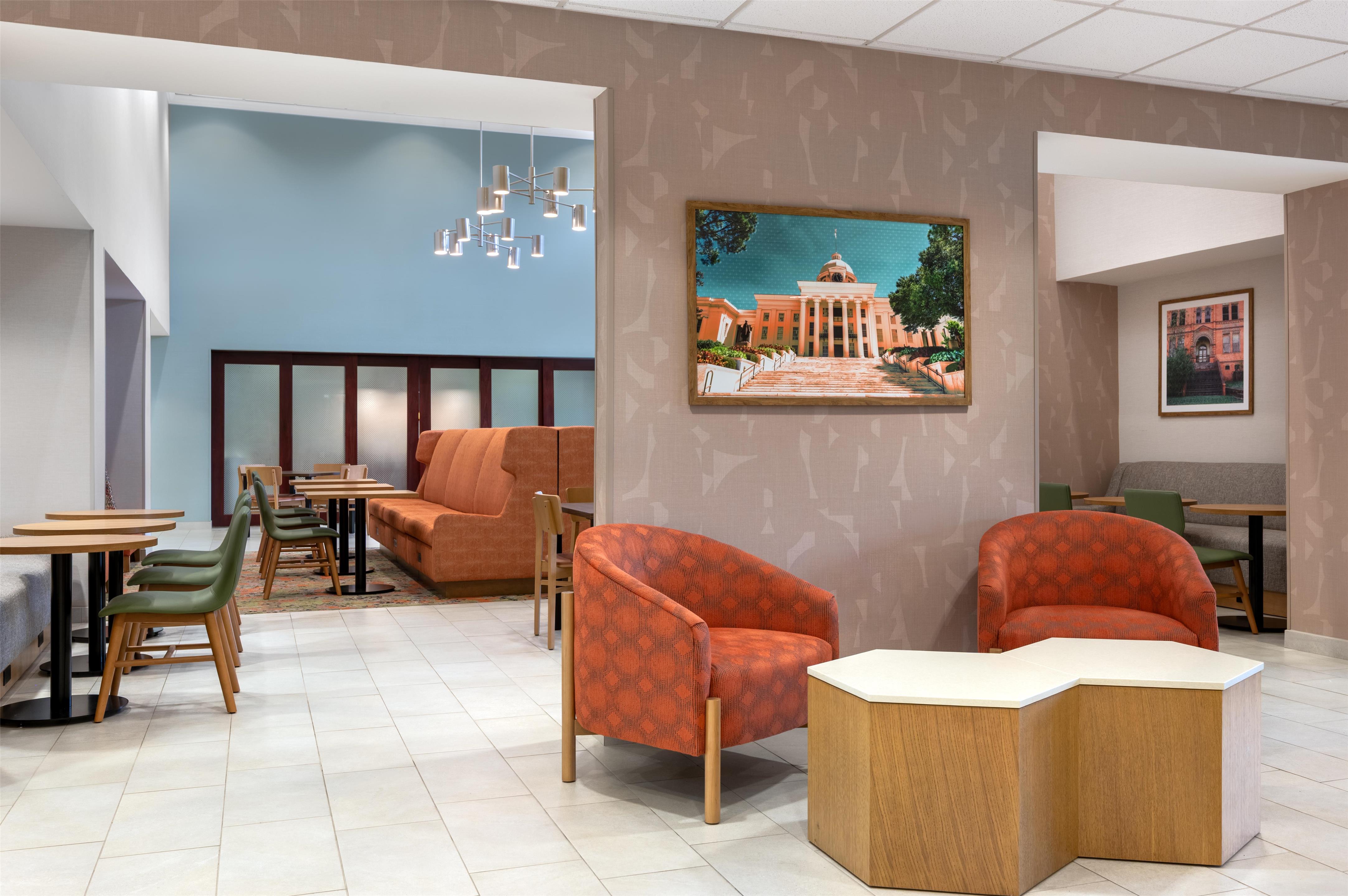 Lobby | Hampton Inn & Suites Prattville