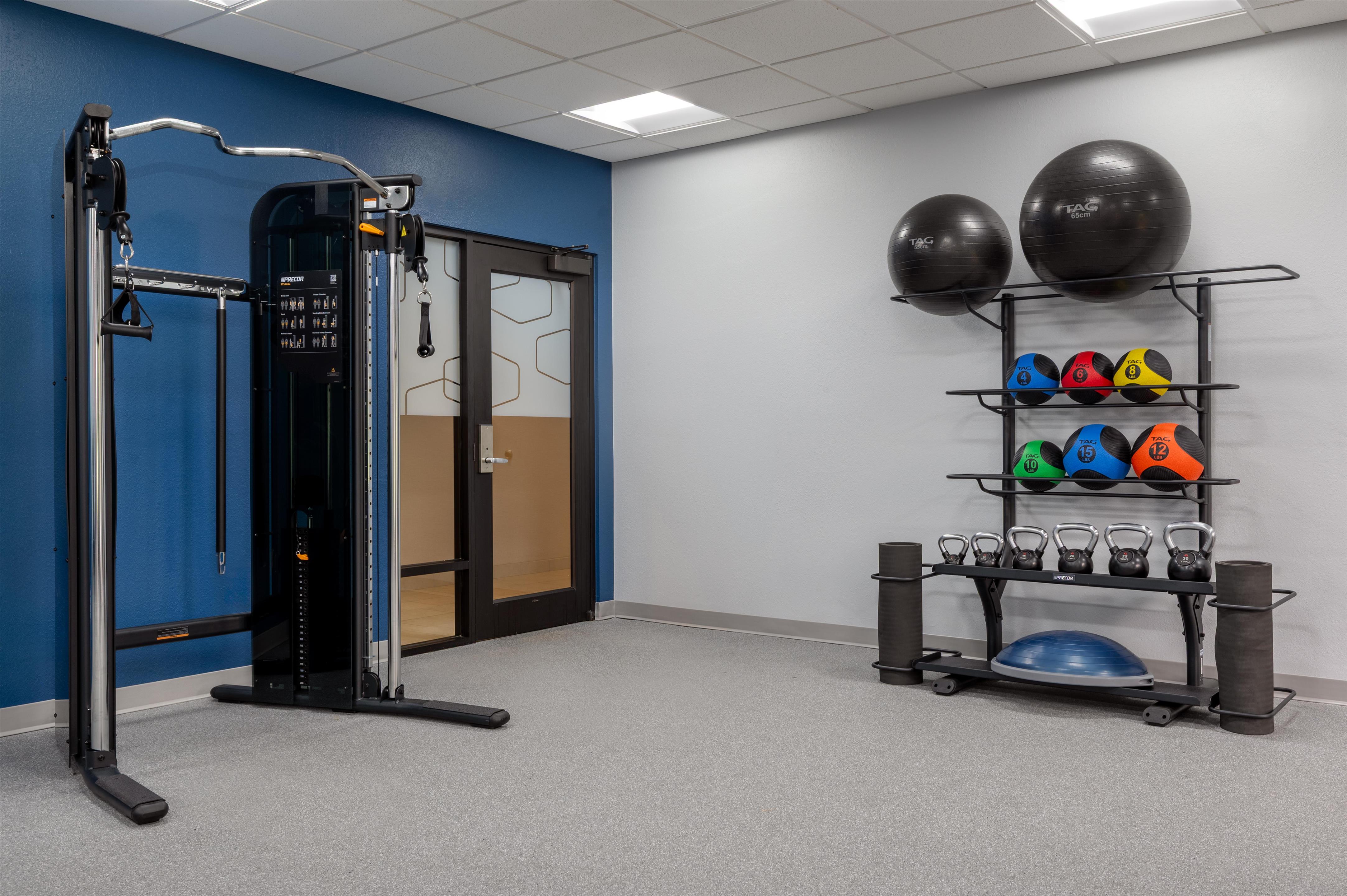 Health club fitness center gym | Hampton Inn & Suites Prattville