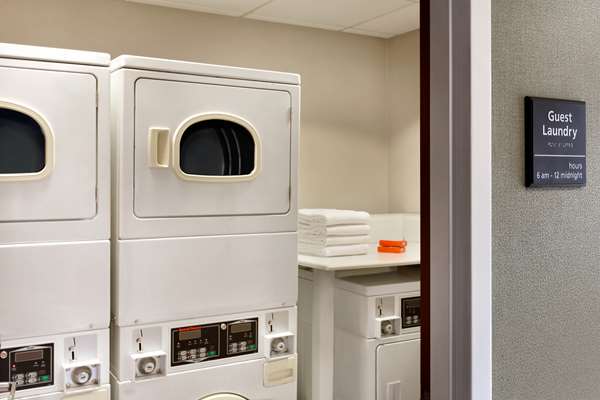  - Hampton Inn & Suites Bedford