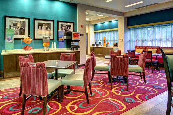 Restaurant - Hampton Inn Coconut Grove