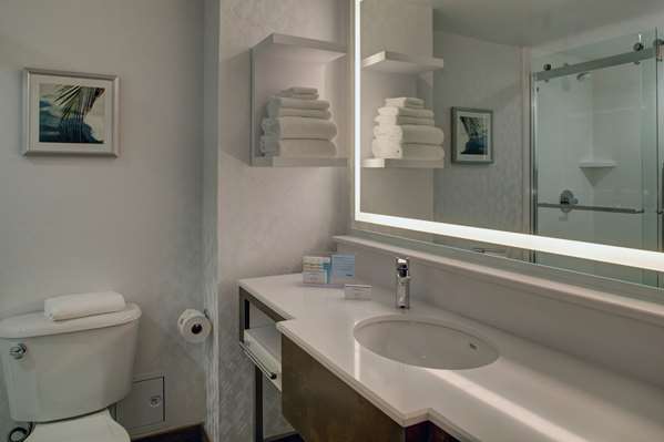  - Hampton Inn & Suites Airport South Miami