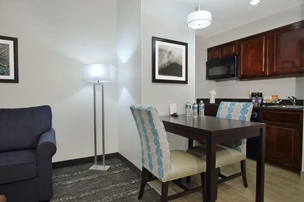  - Homewood Suites by Hilton Miami