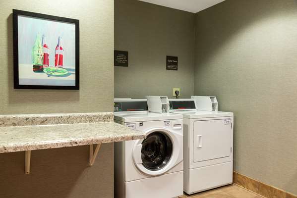  - Hampton Inn & Suites Marshalltown