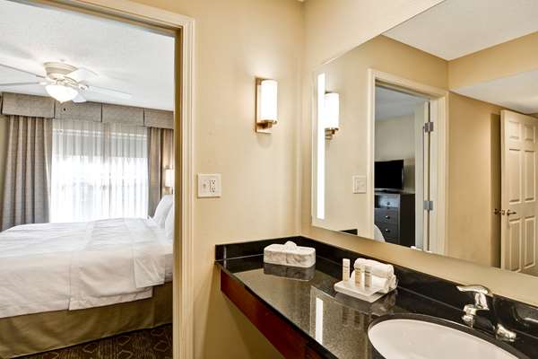  - Homewood Suites by Hilton Overland Park