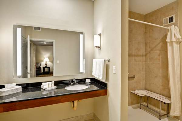  - Homewood Suites by Hilton Overland Park