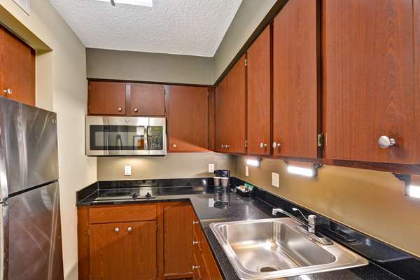 - Homewood Suites by Hilton Overland Park