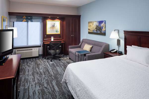  - Hampton Inn Liberty Kansas City - I-35, Exit 16