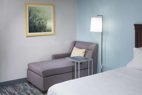  - Hampton Inn Liberty Kansas City - I-35, Exit 16