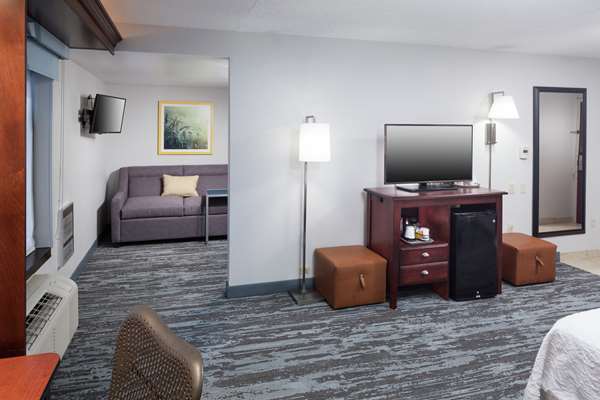  - Hampton Inn Liberty Kansas City - I-35, Exit 16