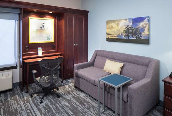  - Hampton Inn Liberty Kansas City - I-35, Exit 16