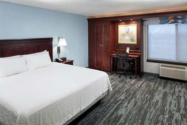  - Hampton Inn Liberty Kansas City - I-35, Exit 16