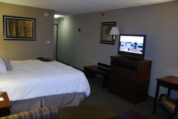  - Hampton Inn Olathe - I-35, Exit 220