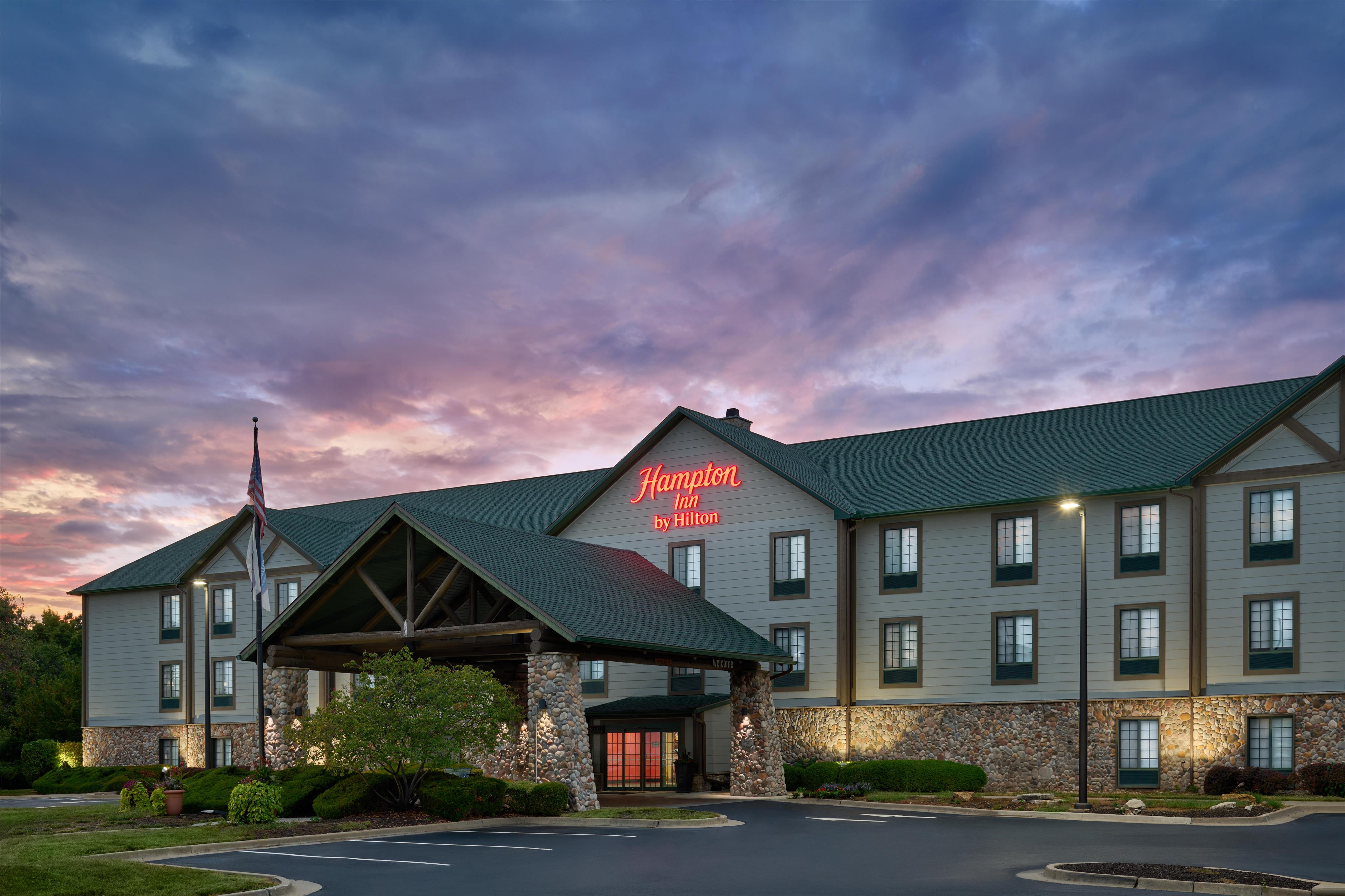 Exterior | Hampton Inn Kansas City The Legends