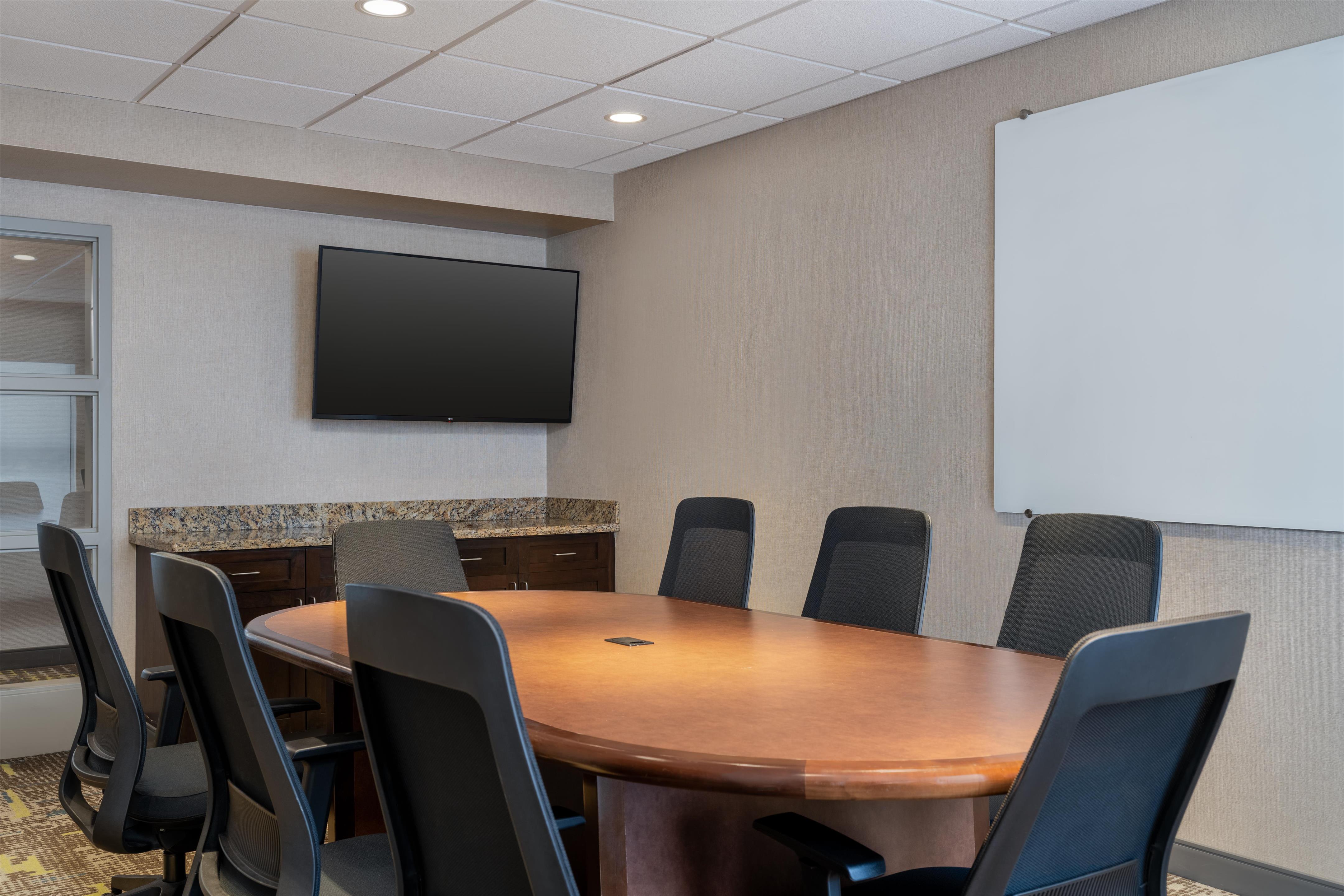 Meeting Room | Hampton Inn & Suites Grafton
