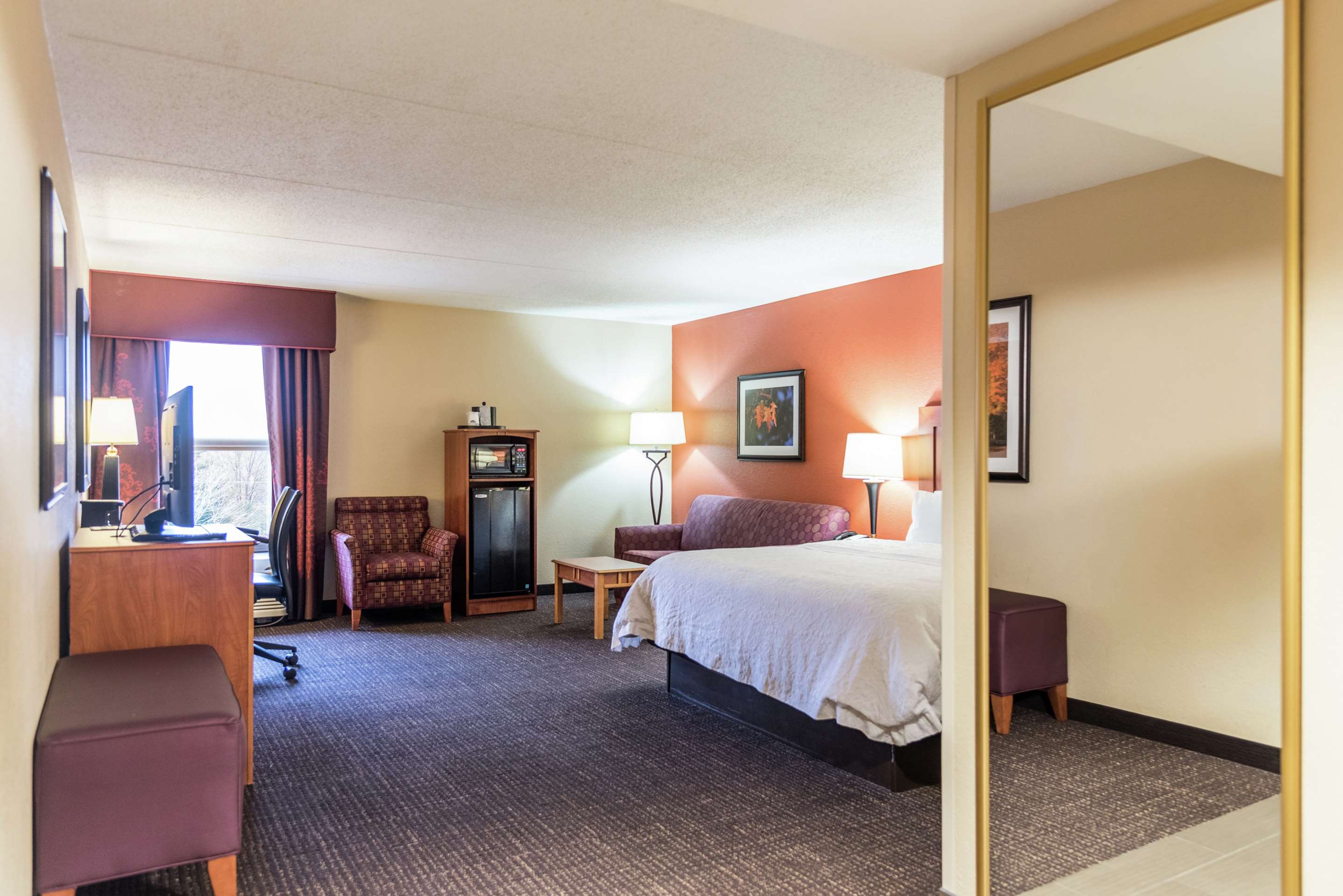 Guest room