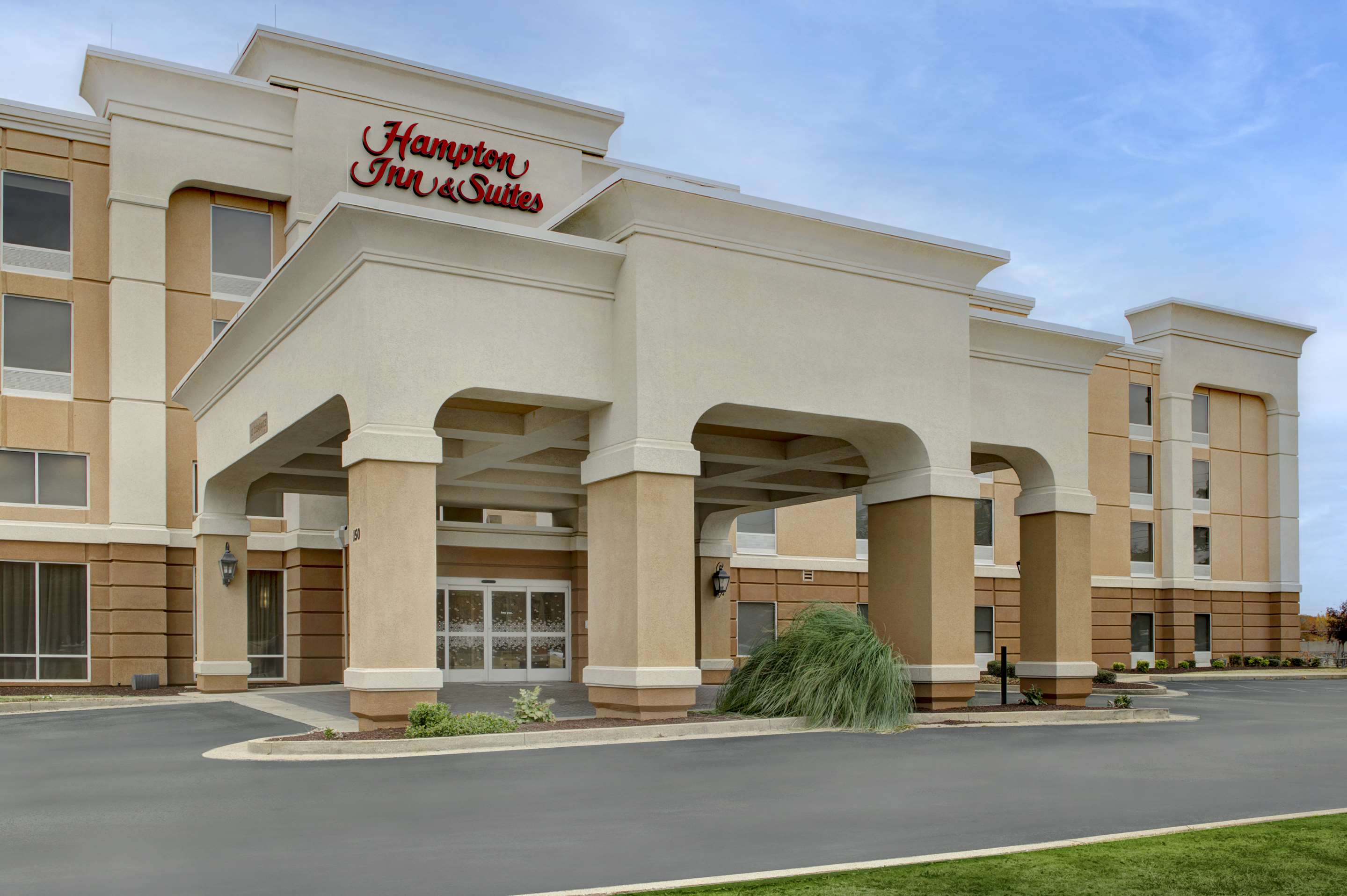 Exterior | Hampton Inn & Suites Jackson