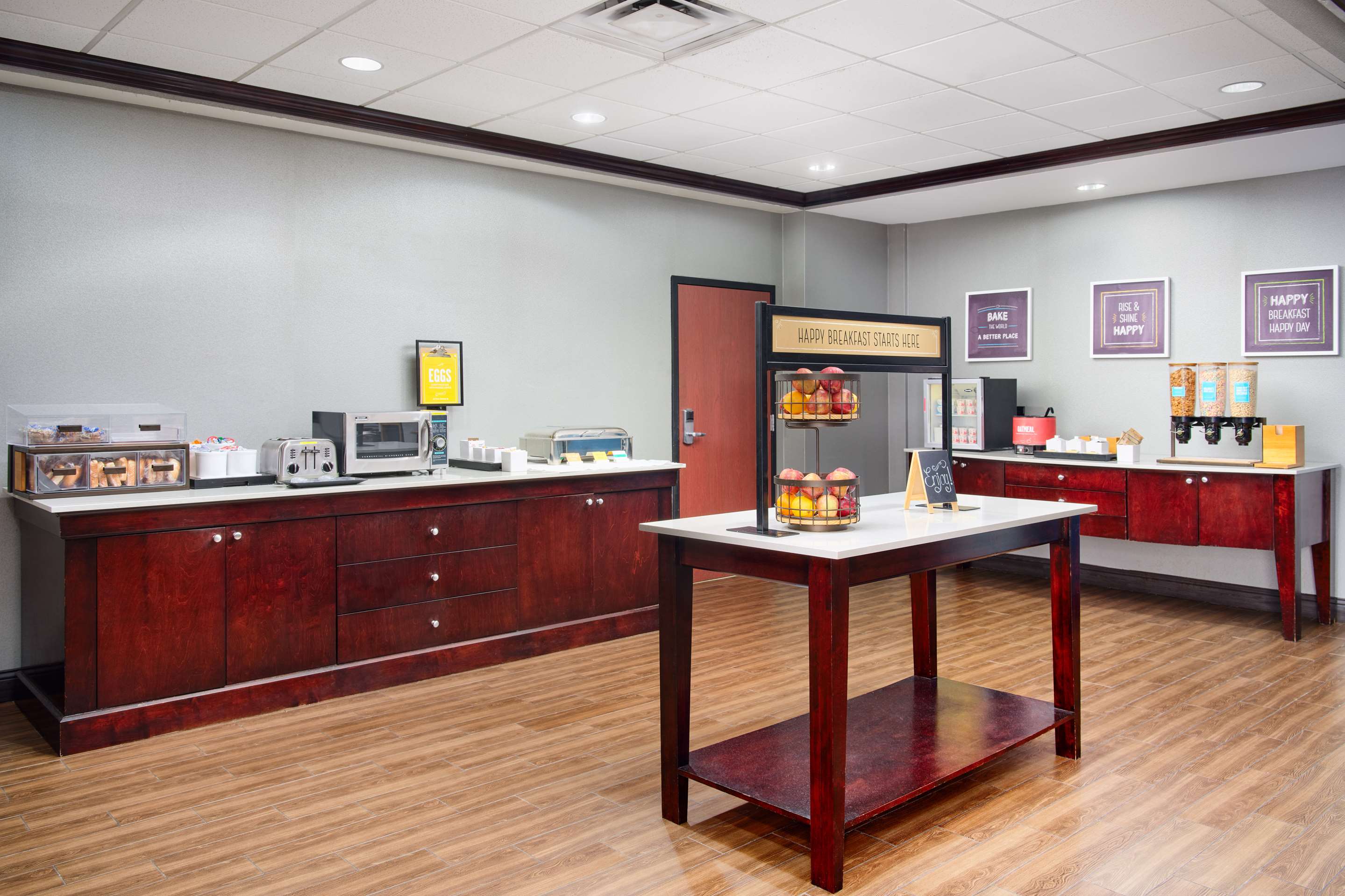 Breakfast Area | Hampton Inn Melbourne-Viera