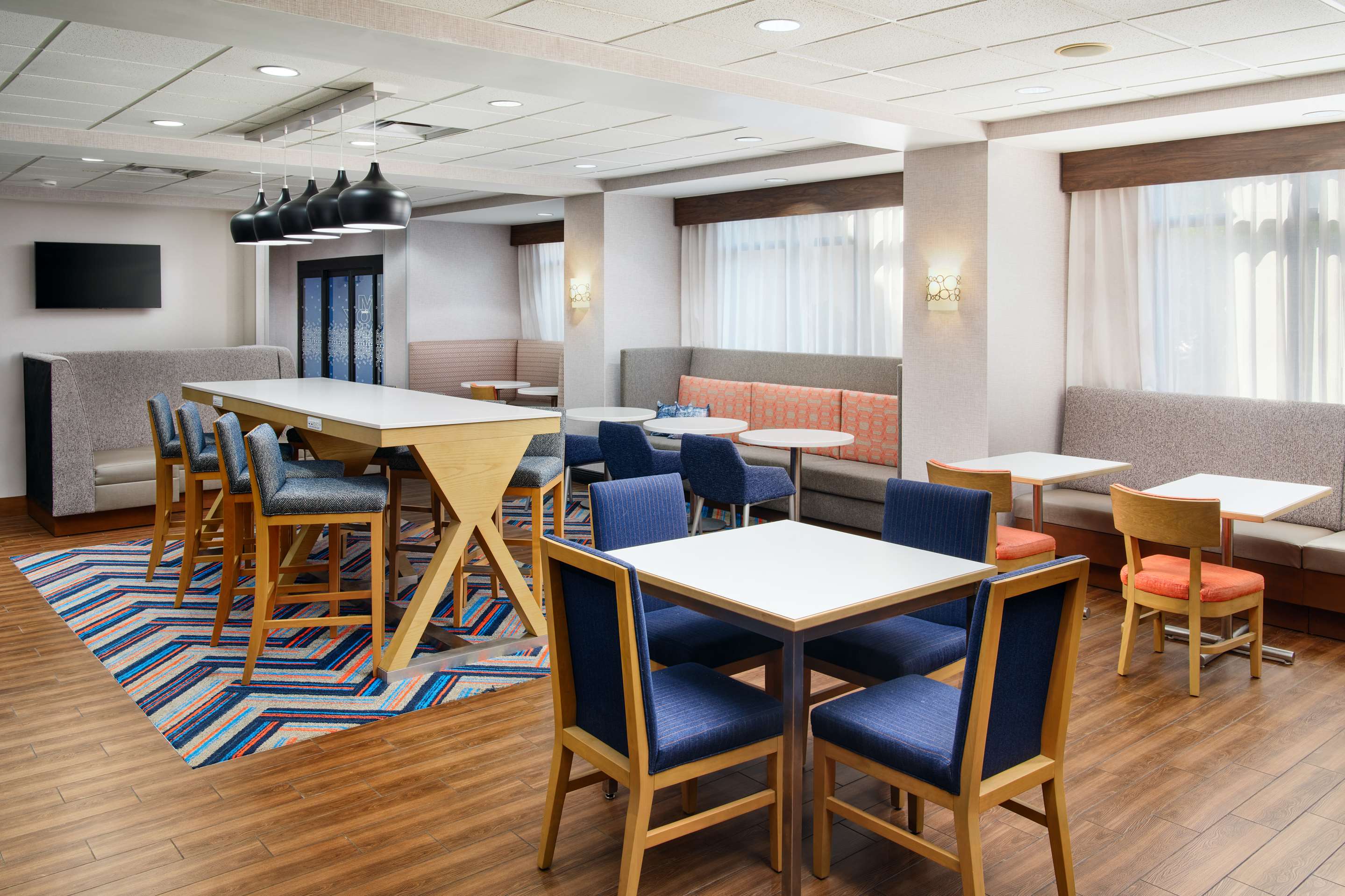 Breakfast Area | Hampton Inn Melbourne-Viera