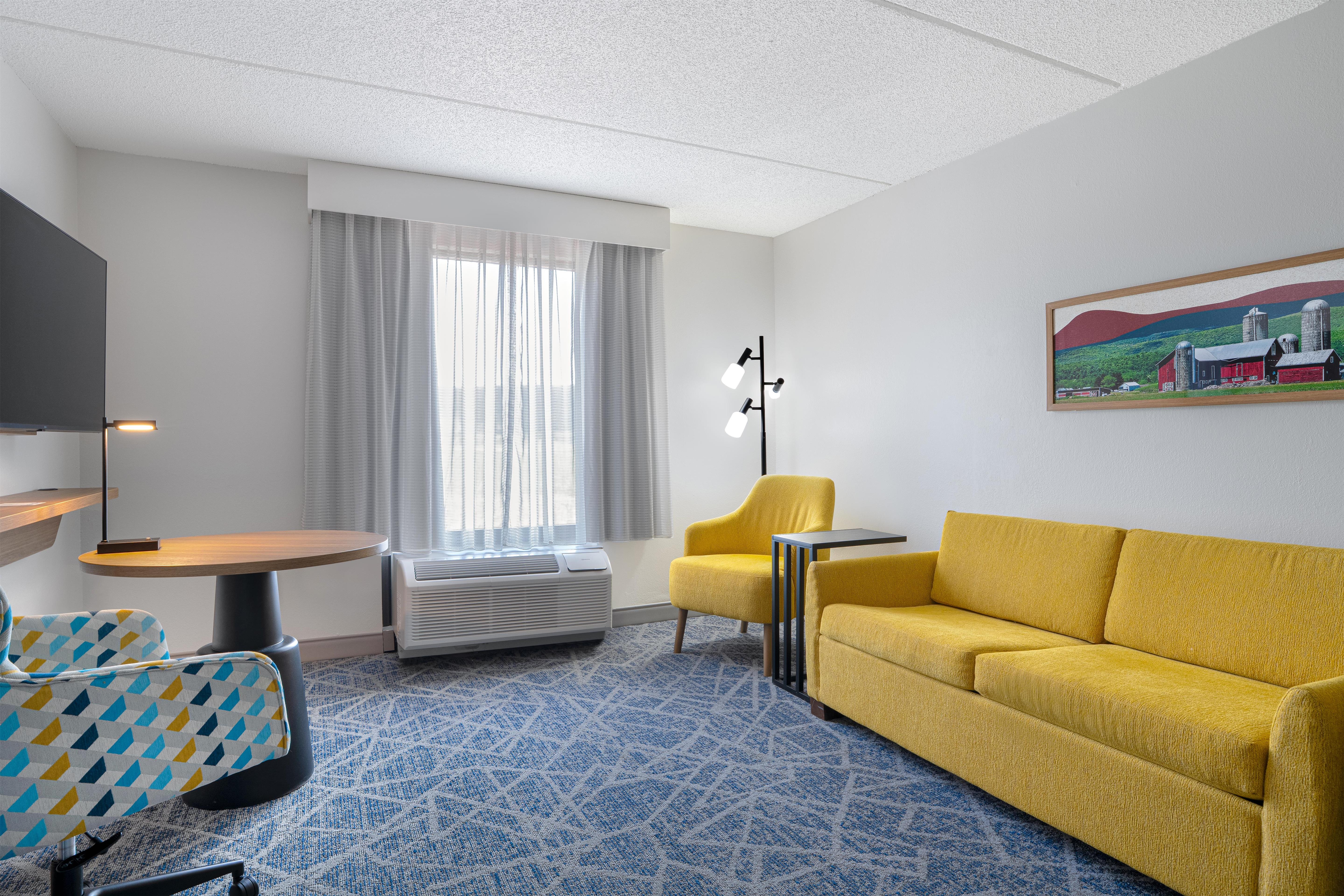 Hampton Inn & Suites by Hilton Lamar Room Type - 1KG STE MICR REFRID WB NS