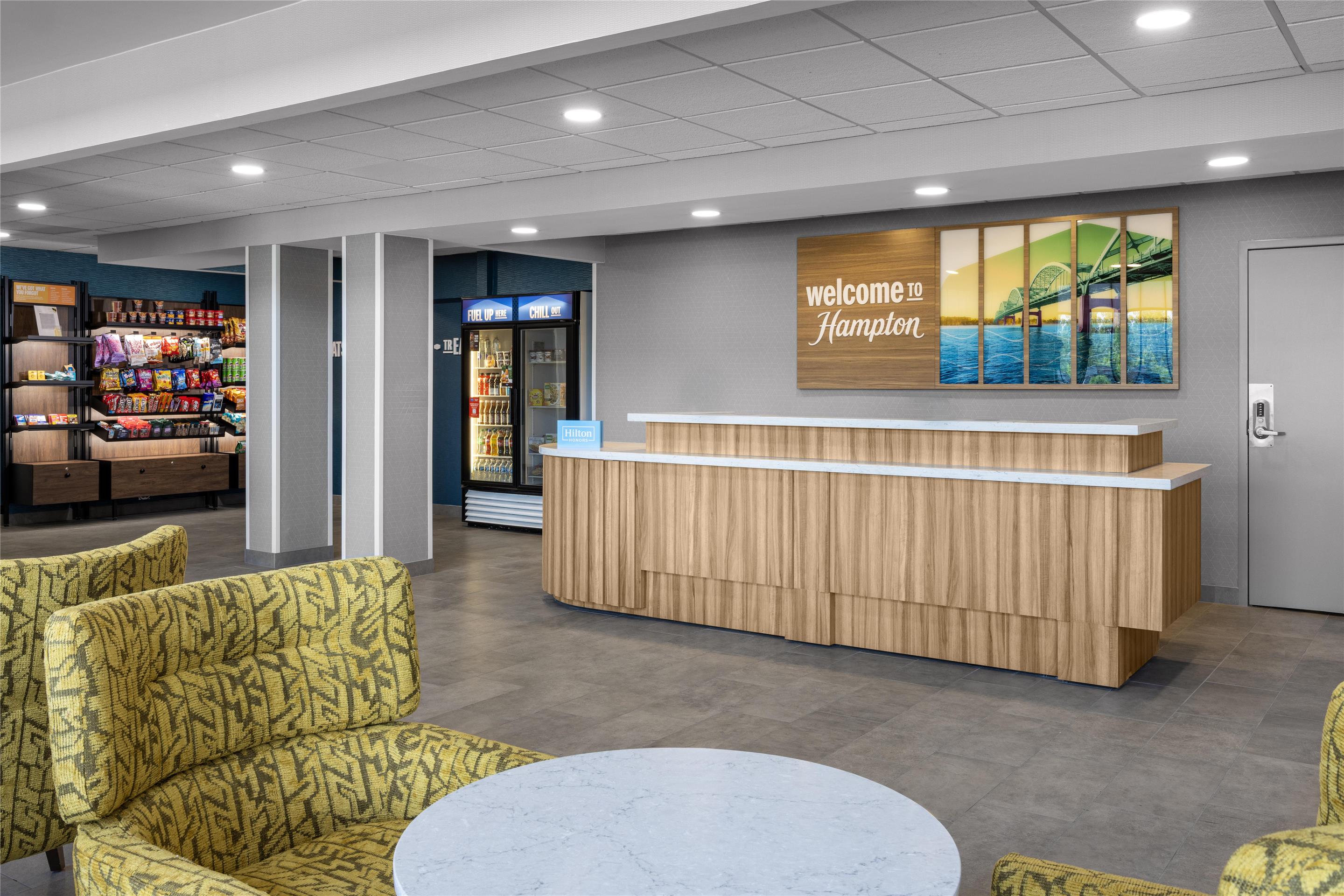 Reception | Hampton Inn & Suites Moline-Quad City International Airport