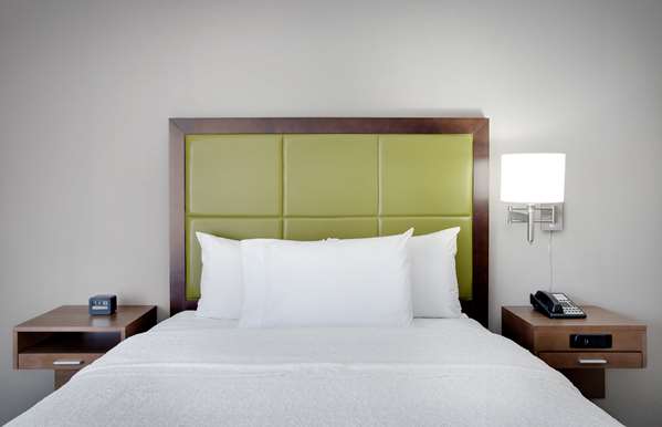  - Hampton Inn Middletown