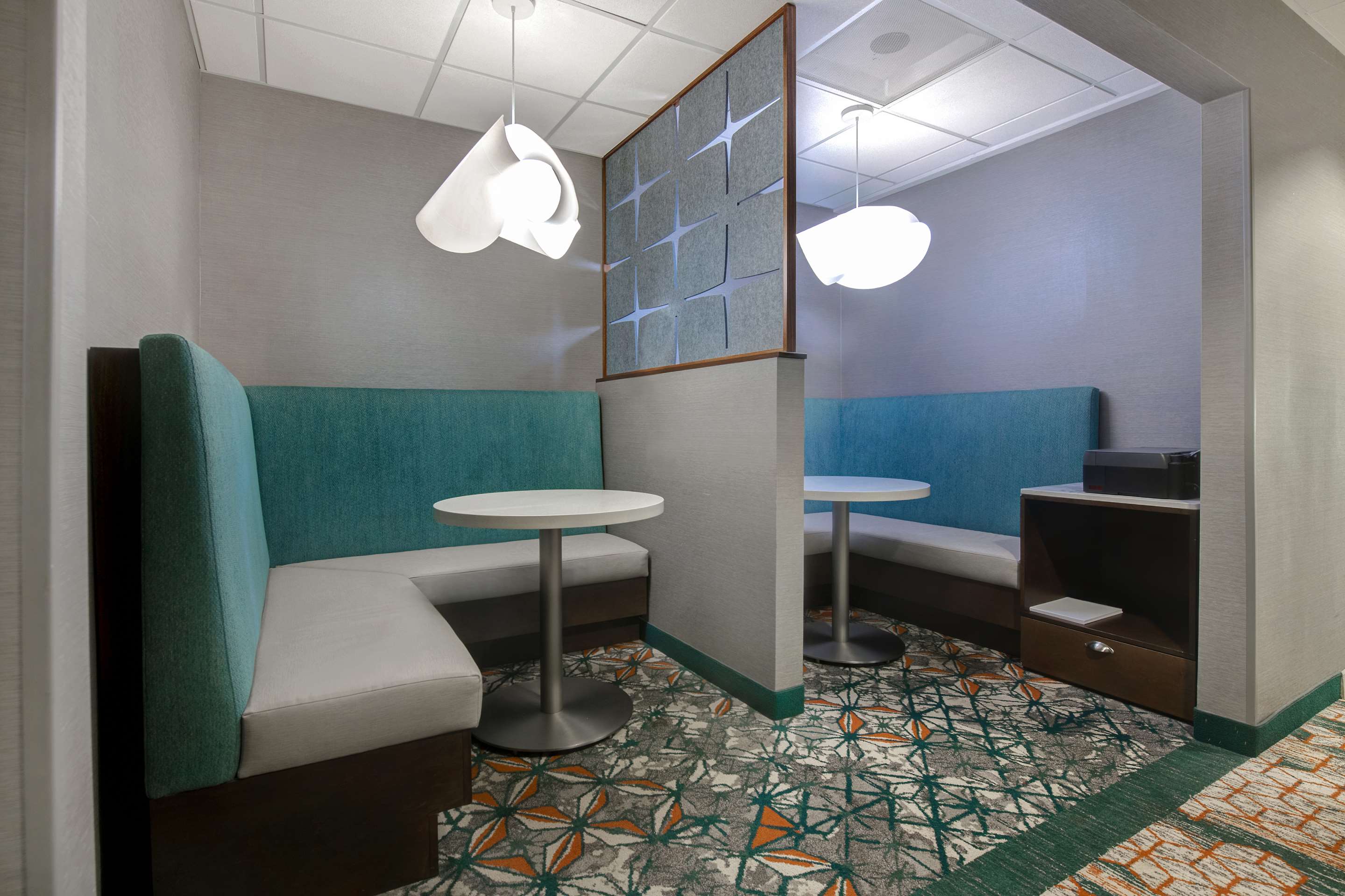 Business Center | Hampton Inn Charlotte/Monroe