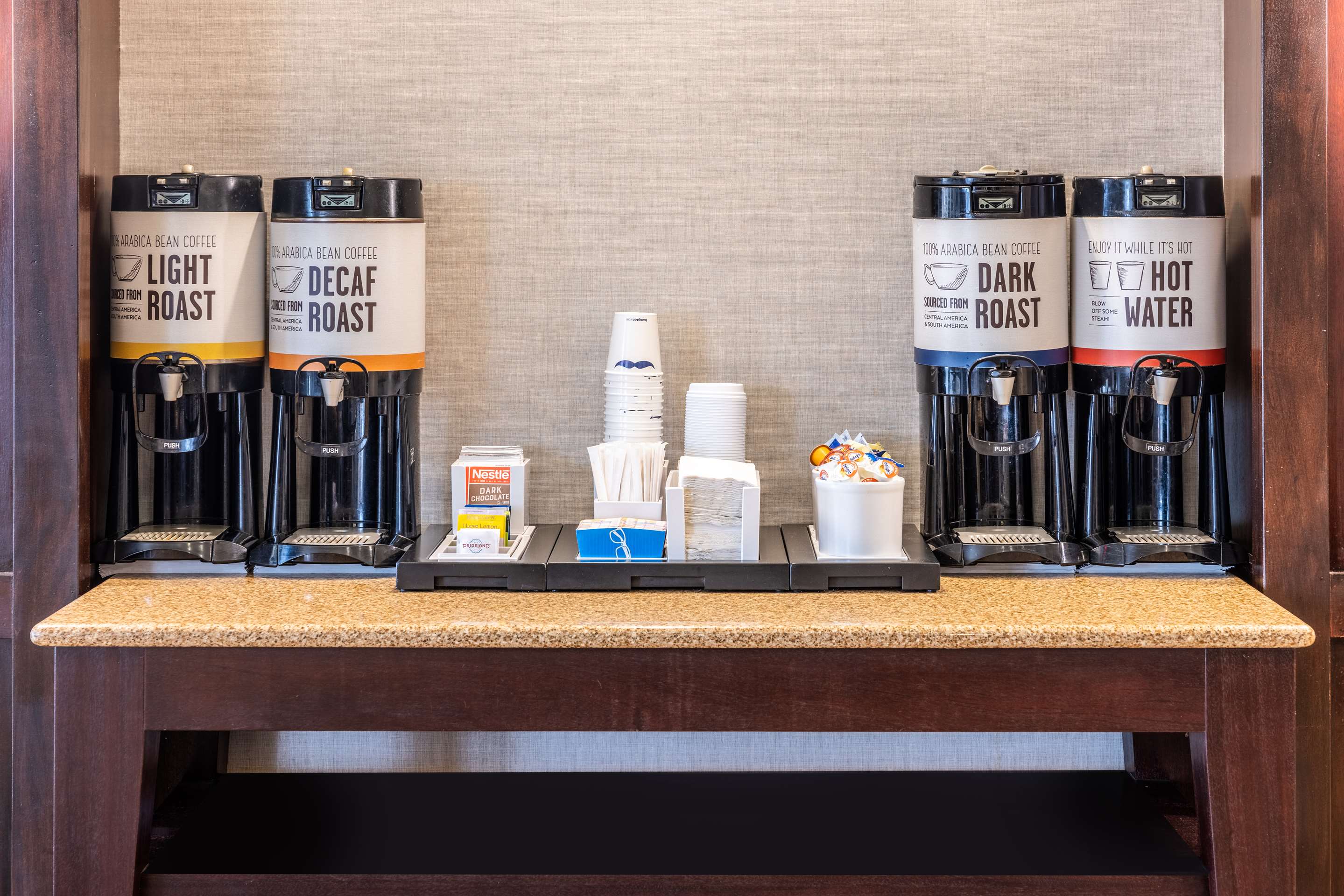 Restaurant | Hampton Inn Manassas