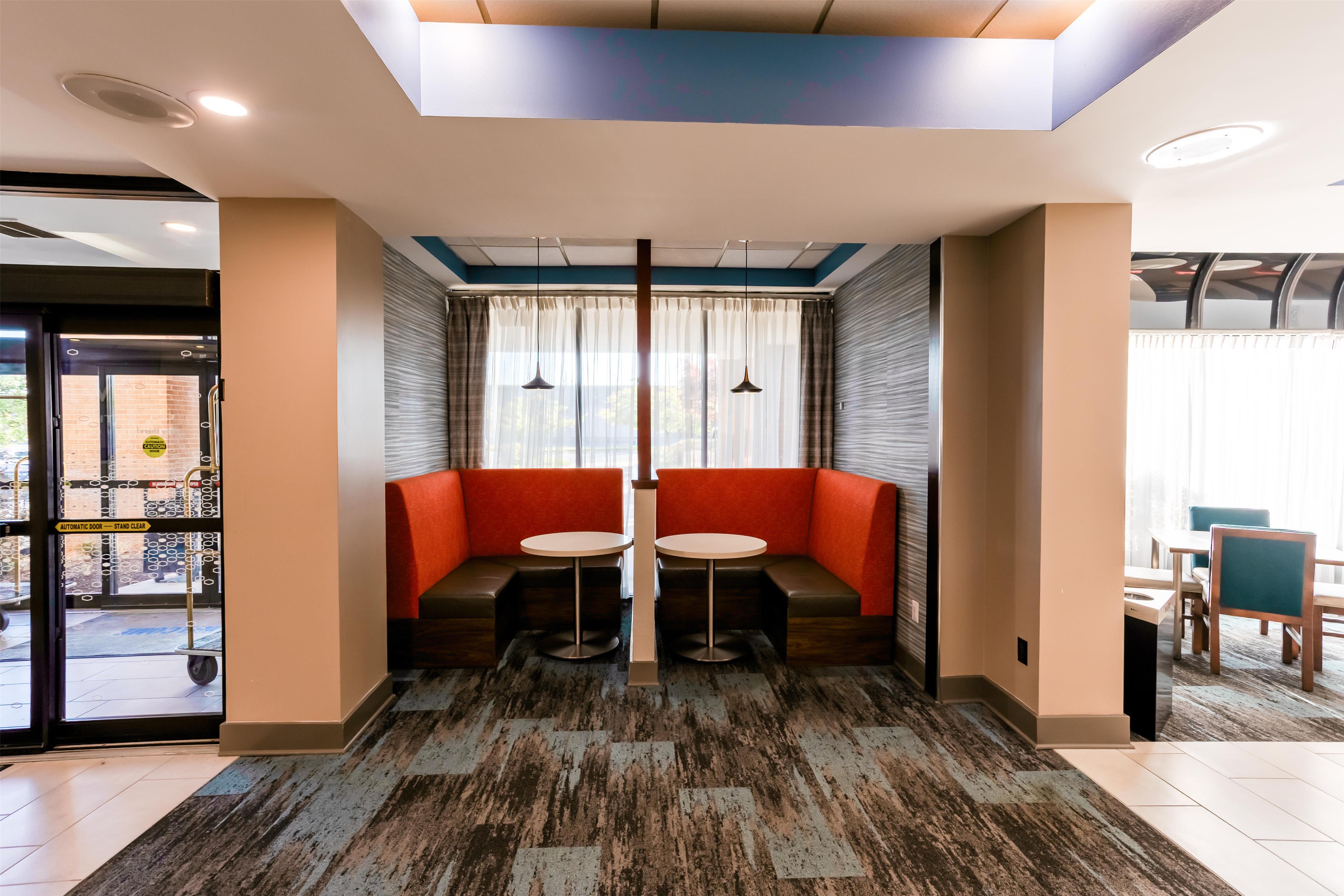 Lobby | Hampton Inn Manassas
