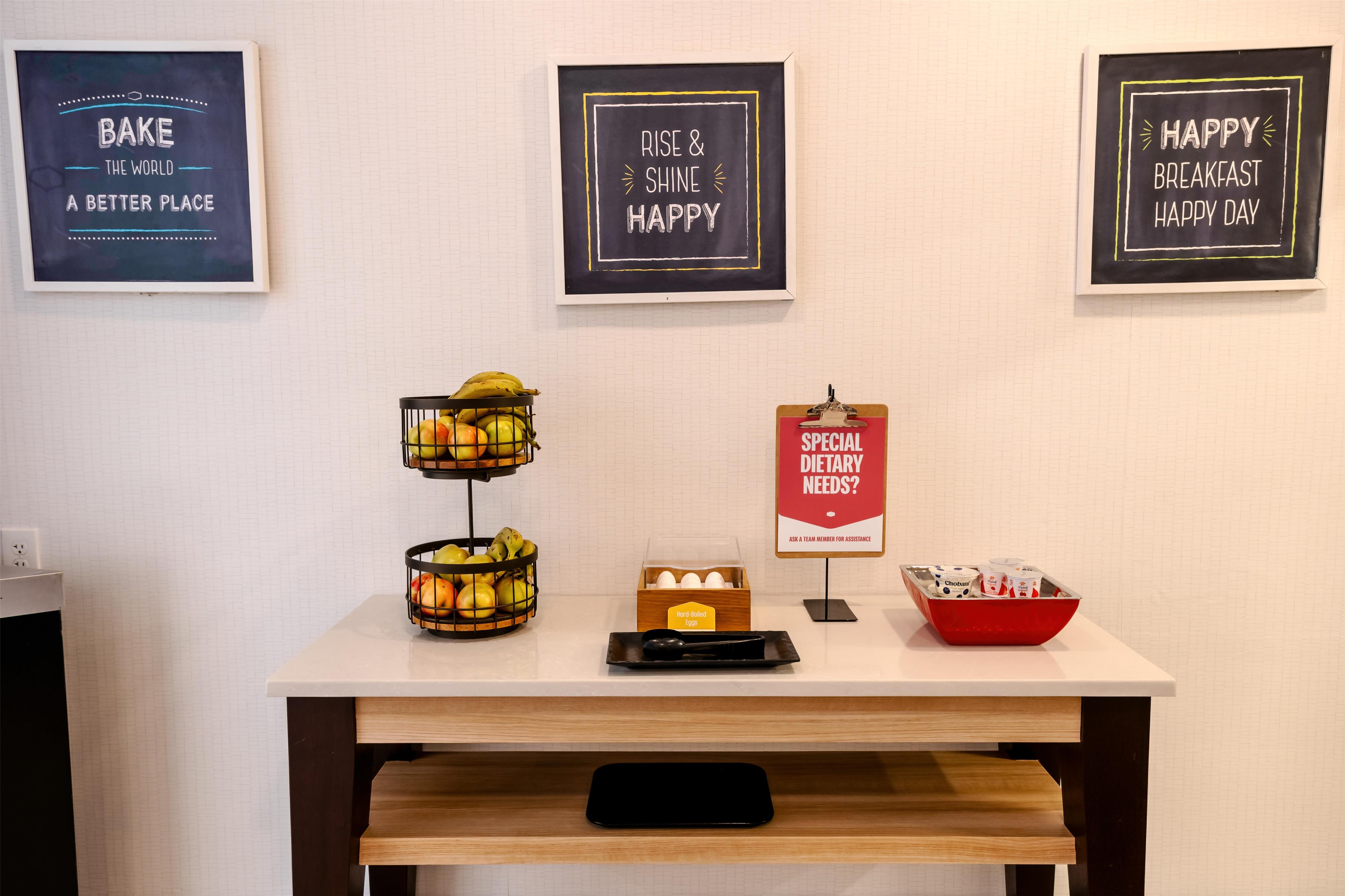 Breakfast Area | Hampton Inn Manassas