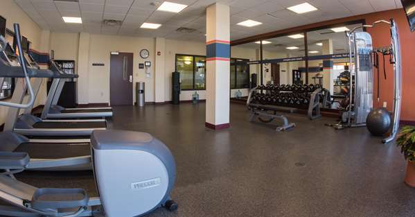 Fitness/ Exercise Room - Hampton Inn & Suites Woodstock