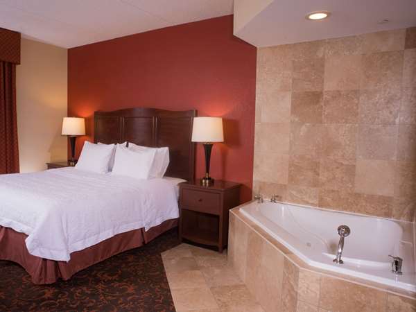 - Hampton Inn & Suites Woodstock