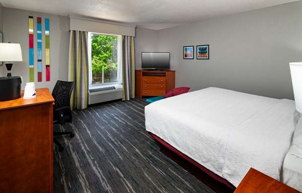  - Hampton Inn & Suites Mobile - I-65, Exit 3