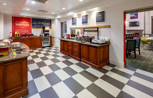 Amenities - Hampton Inn & Suites Mobile - I-65, Exit 3