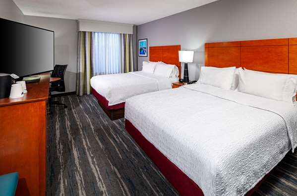  - Hampton Inn & Suites Mobile - I-65, Exit 3