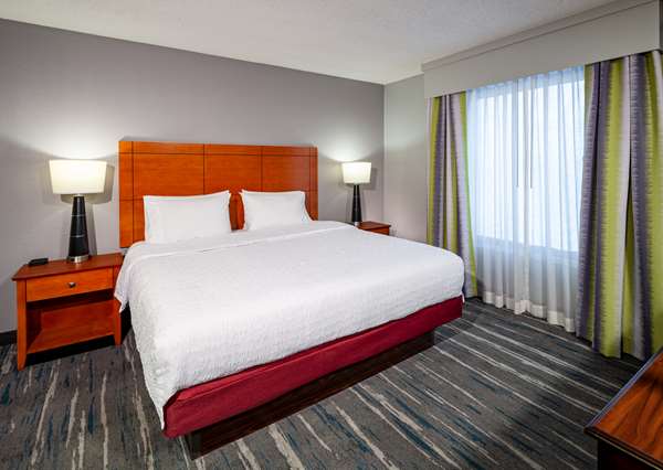  - Hampton Inn & Suites Mobile - I-65, Exit 3