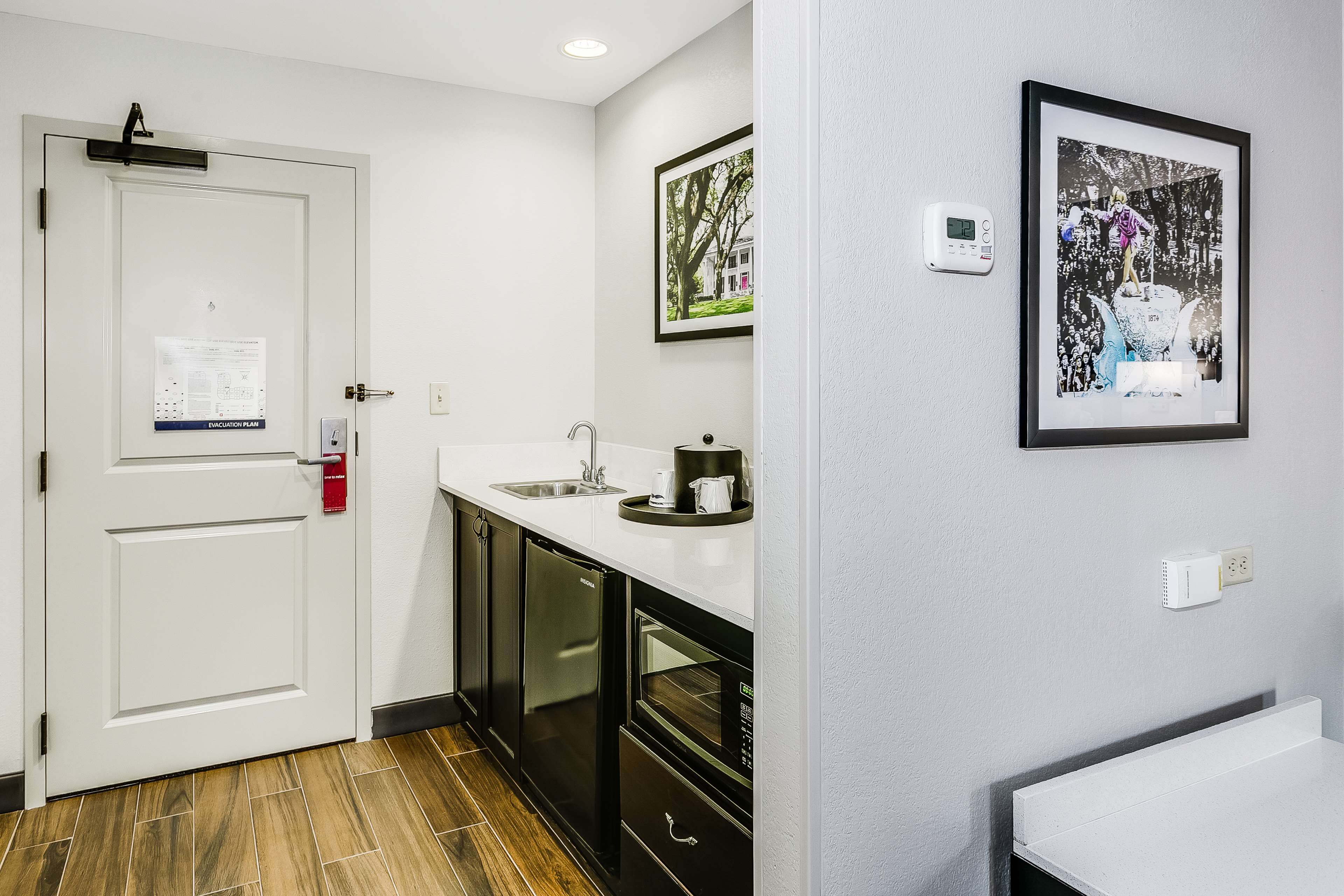 Hampton Inn & Suites Mobile- Downtown Historic District Room Type - 2 QNS STUDIO BALC NONSMOK