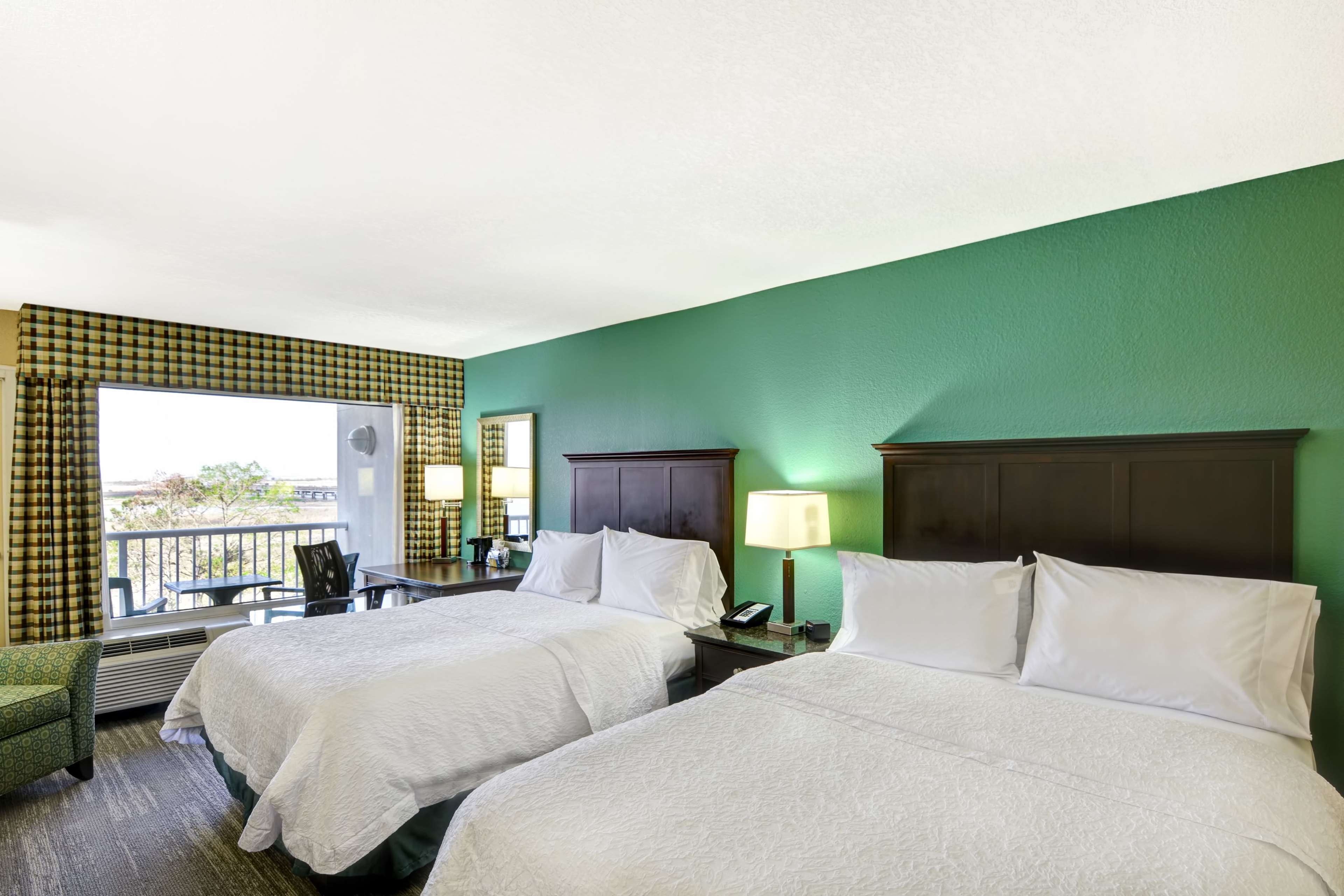 Hampton Inn Mobile-East Bay/Daphne, AL Room Type - 2QN BAYVIEW BALCONY NOSMOK