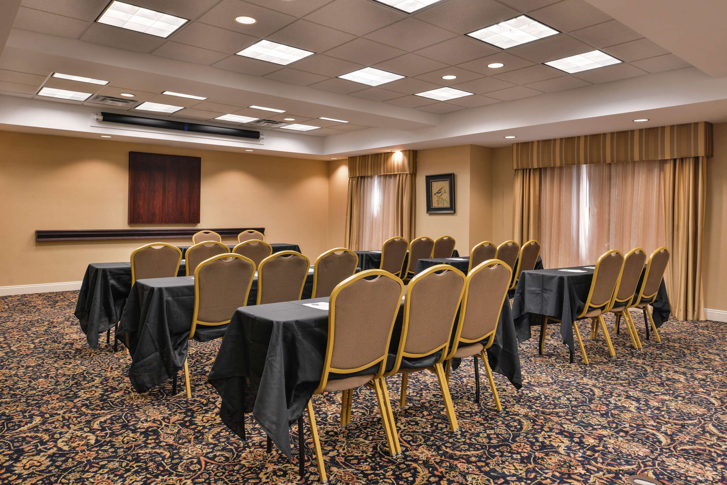 Meeting Room | Hampton Inn Jackson