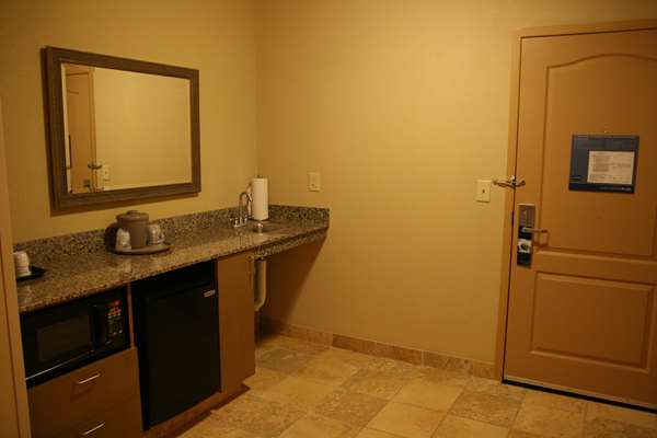  - Hampton Inn & Suites Airport Mobile