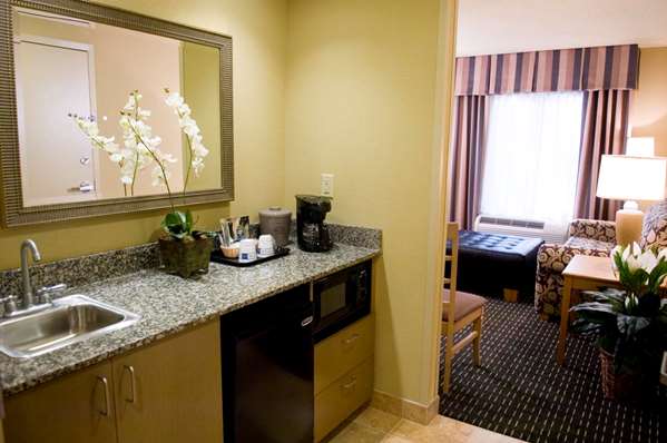  - Hampton Inn & Suites Airport Mobile