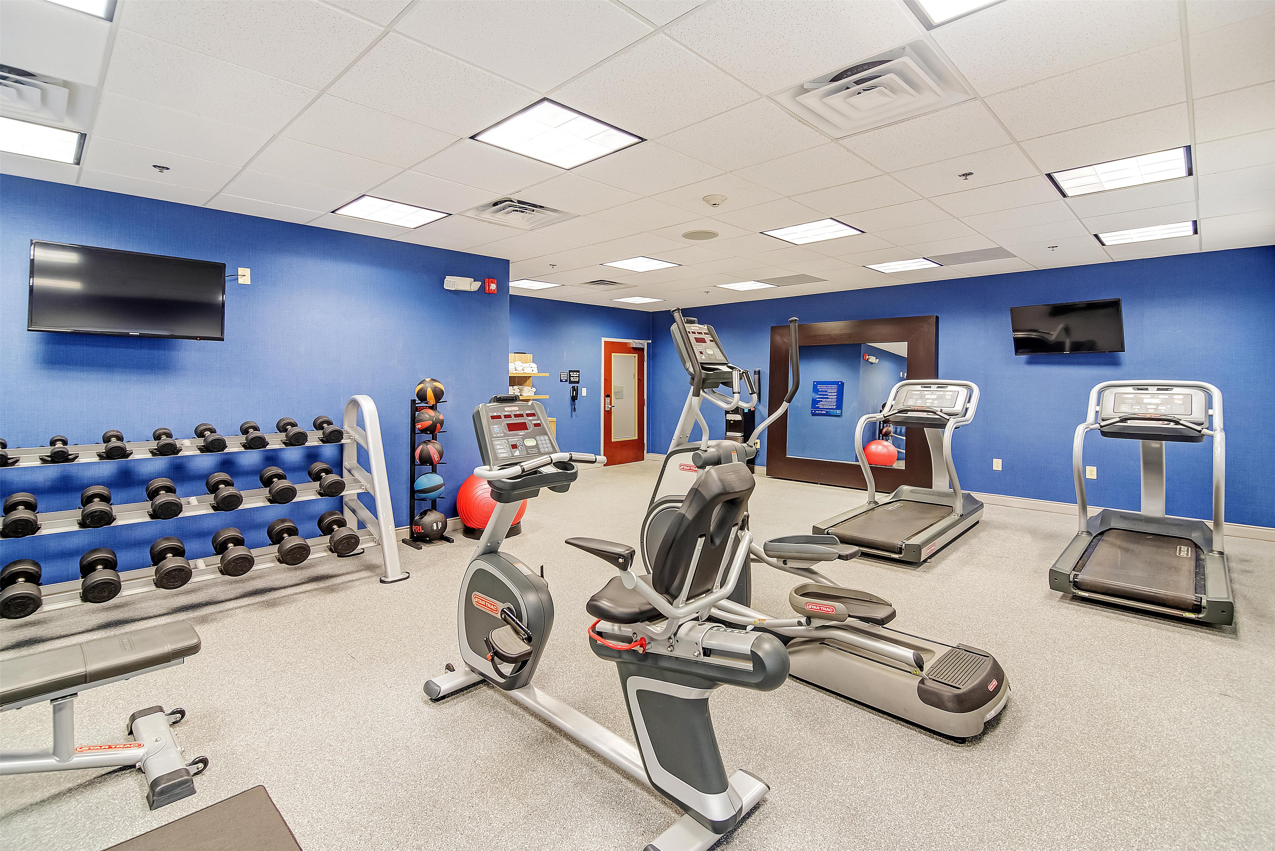 Health club fitness center gym | Hampton Inn Foley